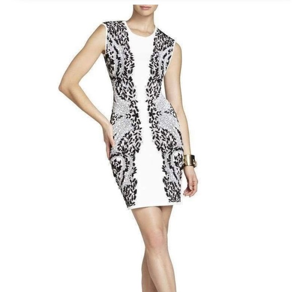 BCBGMaxAzria Dresses & Skirts - Very flattering dress. Tag is missing worn once no flaws small with stretch.